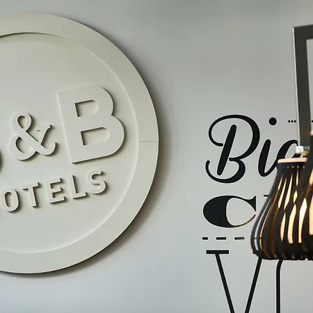 Sud Hotel 2*